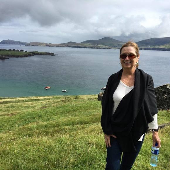 Meet your Posher, Leslie - Picture 1 of 1